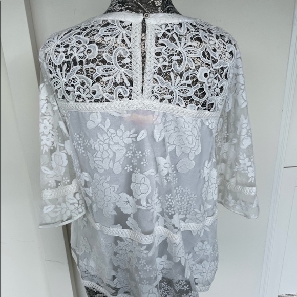 Catherine MaLandrino off white blouse size XL - Picture 4 of 4
